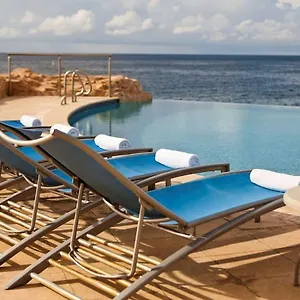 Курортный комплекс Renaissance Wind Creek Curacao