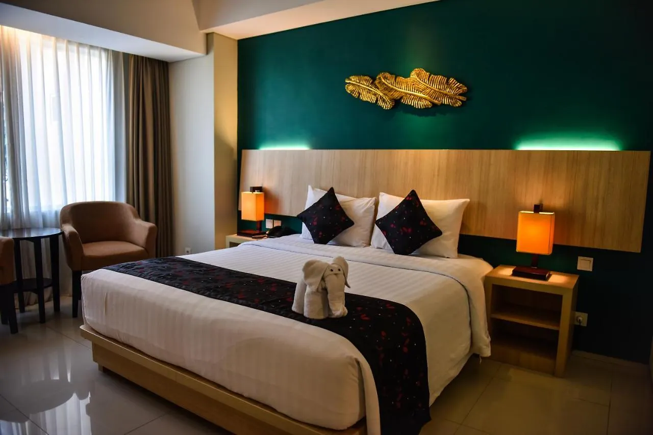 The Kana Kuta Hotel Кута