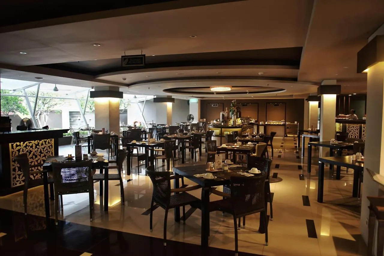 The Kana Kuta Hotel Индонезия